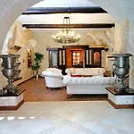 Mai Alaçatı *