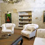 Mai Alaçatı