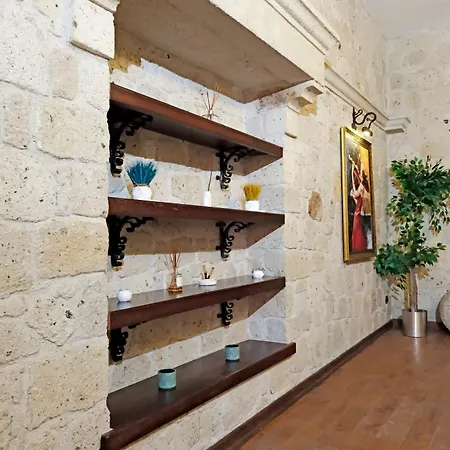 Mai Alacati *