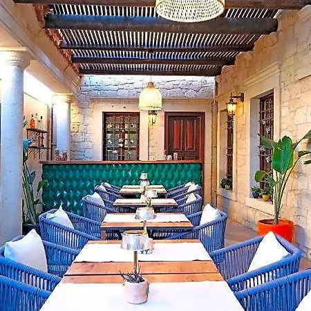Mai Alacati منزل للإقامة *