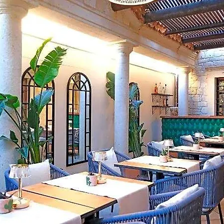 Mai Alacati Çeşme